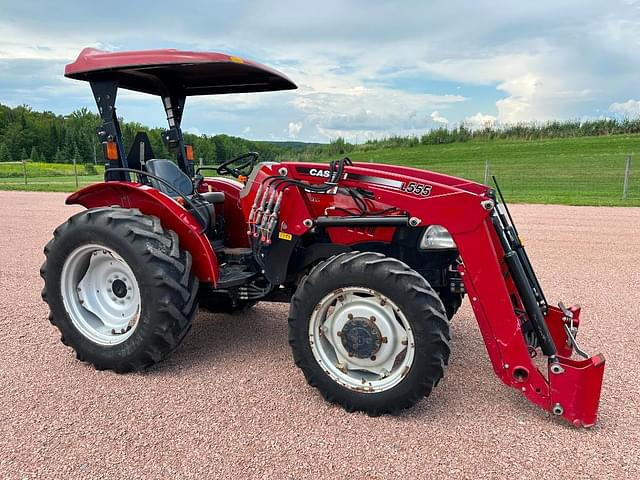 Image of Case IH Farmall 70A equipment image 2