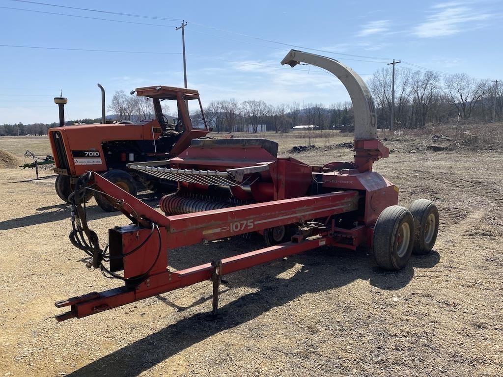 Main image Gehl 1075