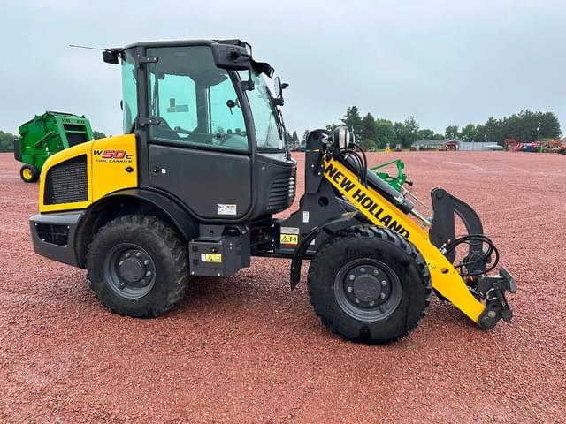 Image of New Holland W50TC equipment image 2