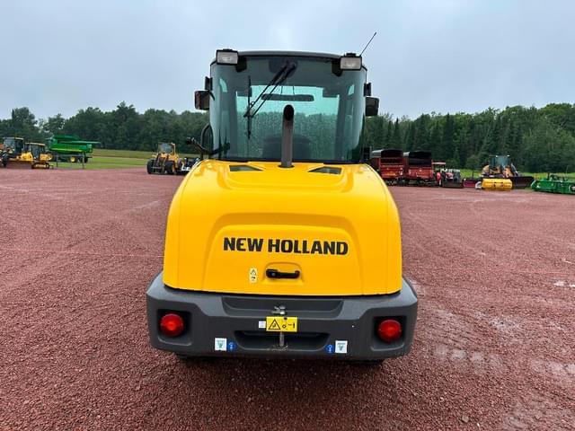 Image of New Holland W50TC equipment image 4