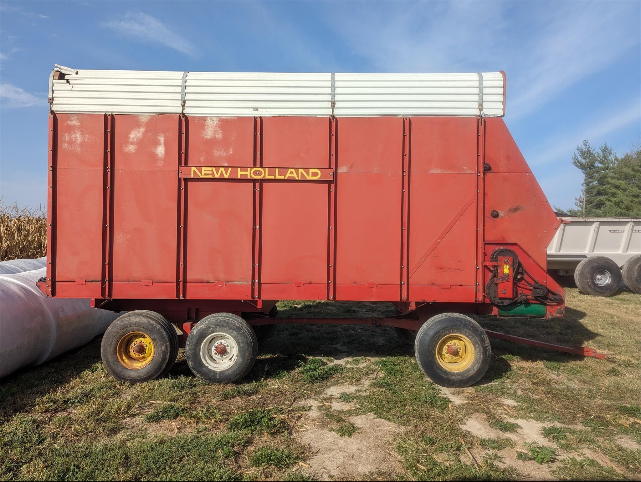 Main image New Holland 716