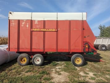 Main image New Holland 716