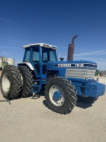 Main image Ford TW-25