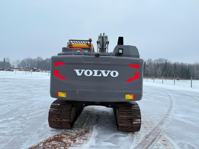 Image of Volvo EC160EL equipment image 3