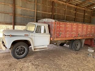 1965 Chevrolet 600 Equipment Image0