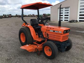 Main image Kubota B8200