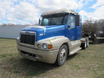 Main image Freightliner Century 120