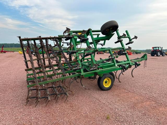 Image of John Deere 960 equipment image 3