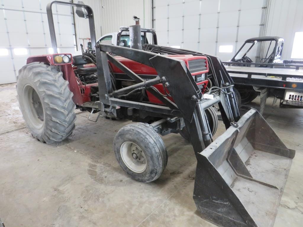 Main image Case IH 685