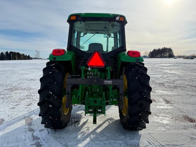 Image of John Deere 6415 equipment image 4