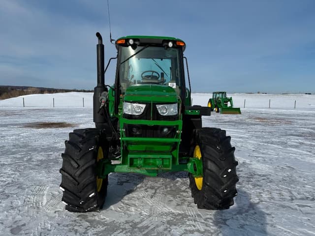 Image of John Deere 6120M equipment image 1