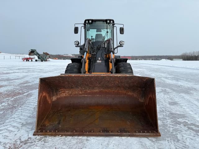 Image of Case 621G XT equipment image 1