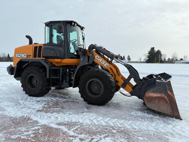 Image of Case 621G XT equipment image 2