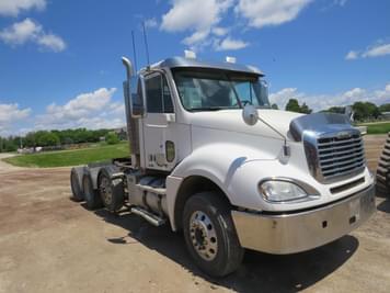 Main image Freightliner 1360