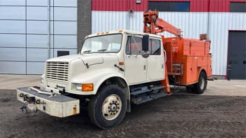 Main image International 4900