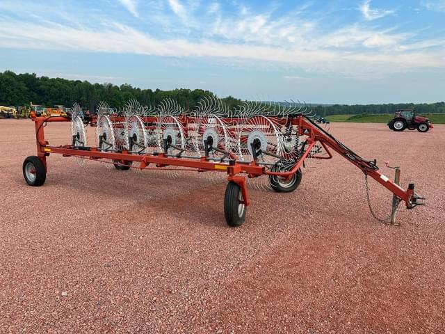 Image of AGCO 4324 equipment image 2