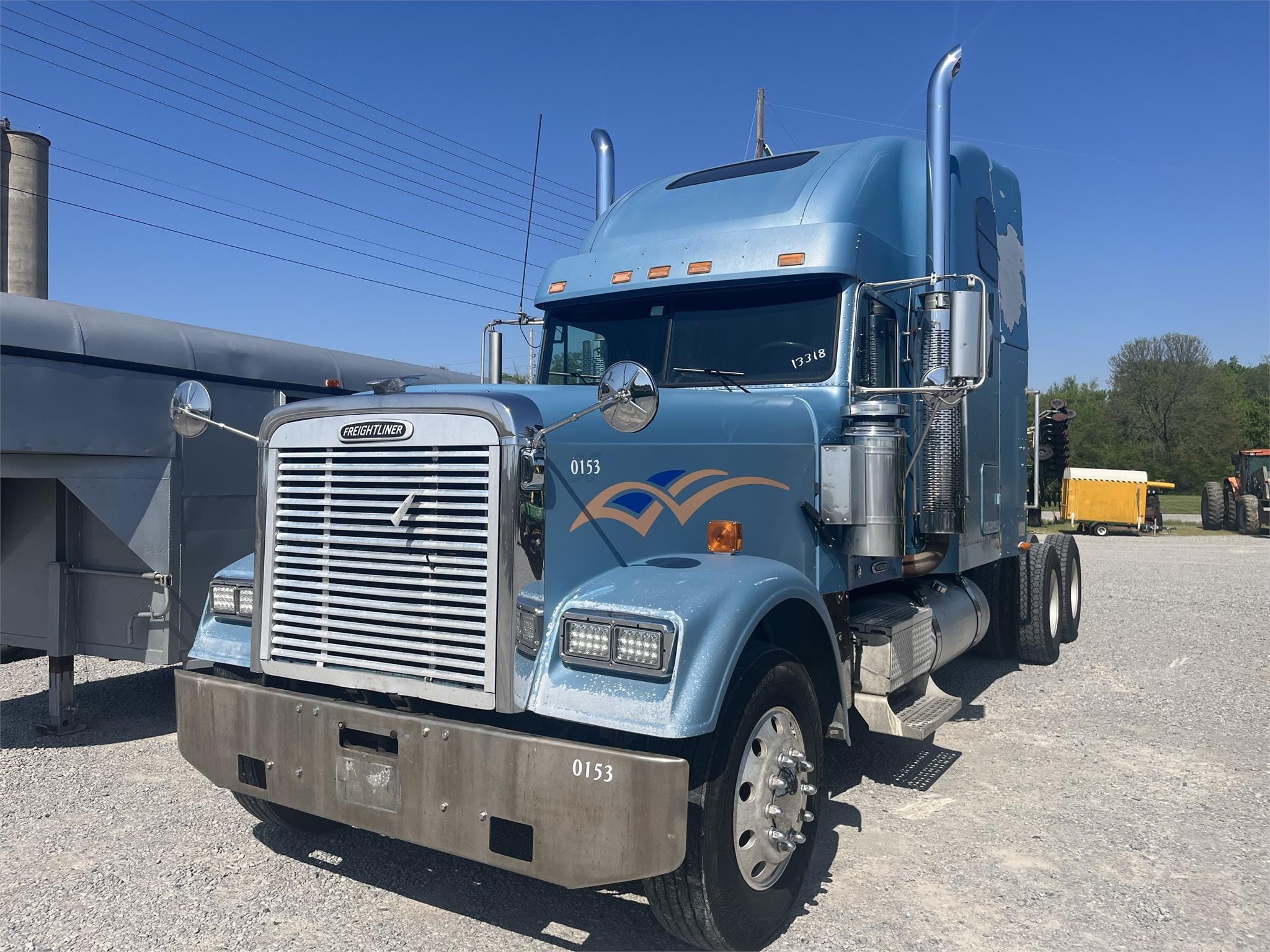 Main image Freightliner FLD120