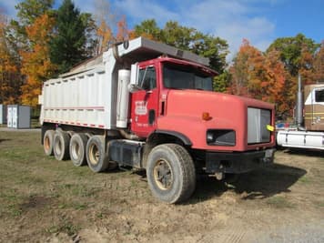 Main image International Paystar 5000