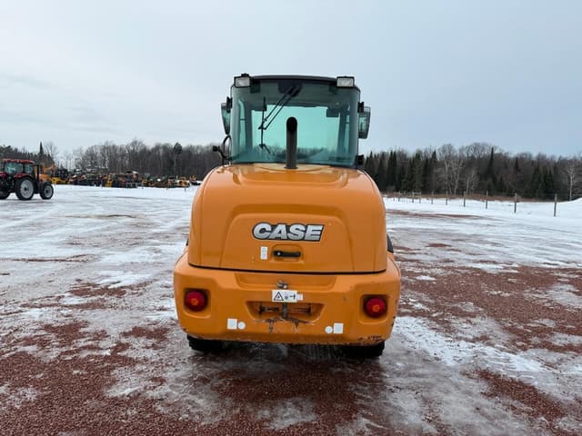 Image of Case 221F equipment image 4