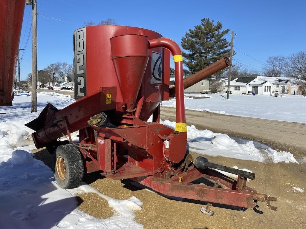 Farmhand 822 Hay and Forage Grinders/Mixers for Sale Tractor Zoom