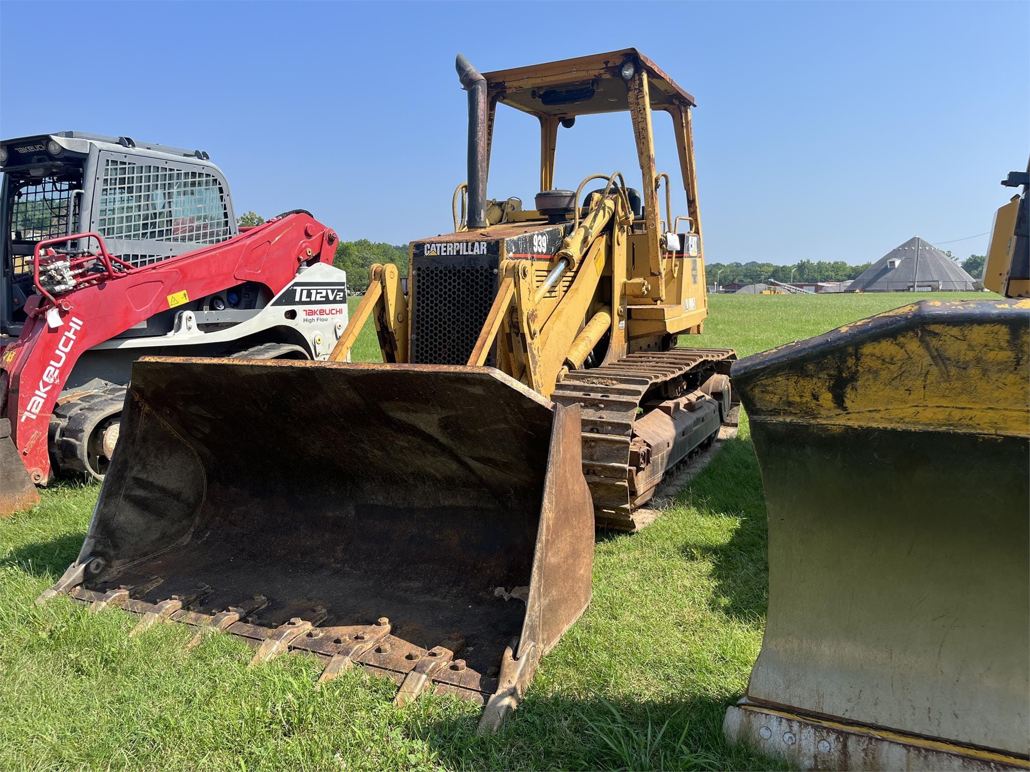 Main image Caterpillar 939