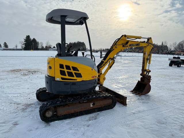 Image of New Holland E27SR equipment image 2