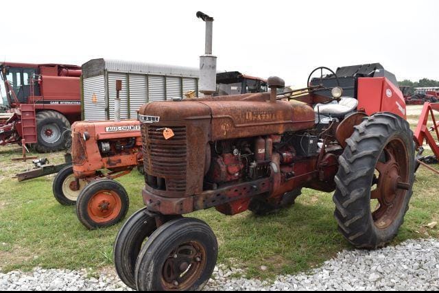Main image Farmall MD