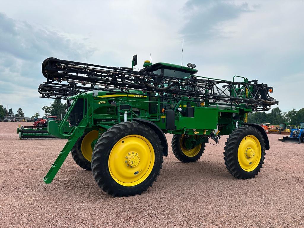 Image of John Deere 4730 Primary image