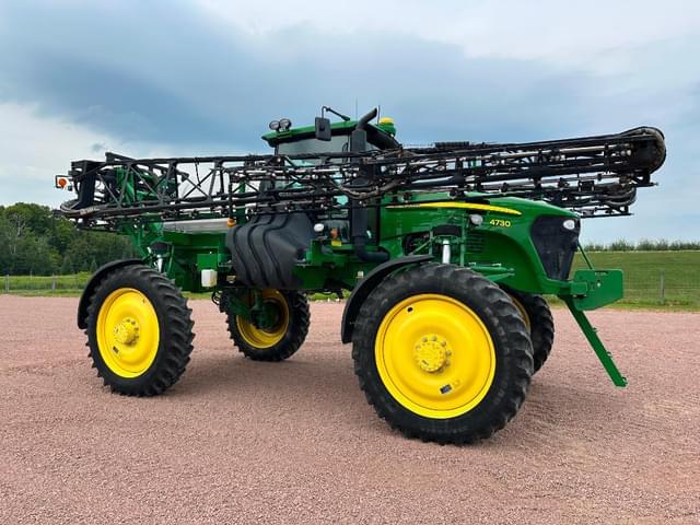 Image of John Deere 4730 equipment image 2