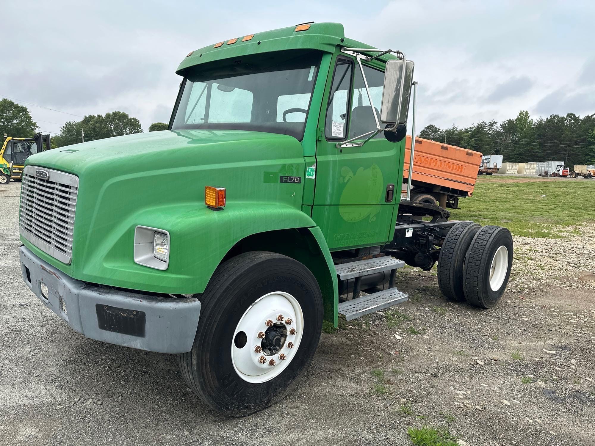 Main image Freightliner FL70