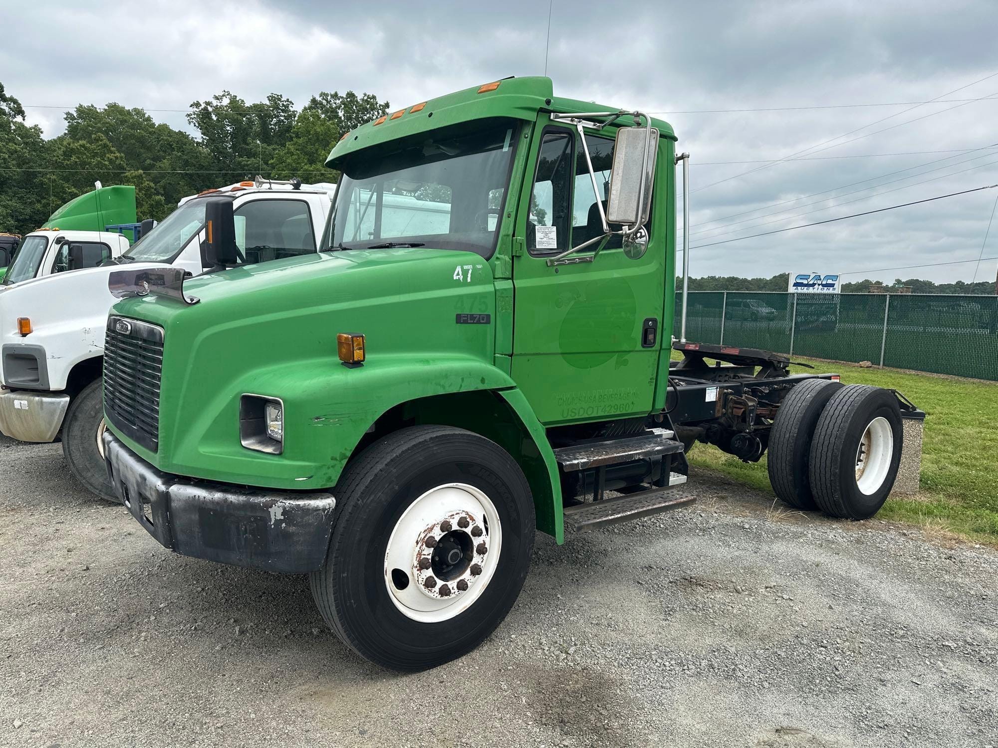 Main image Freightliner FL70