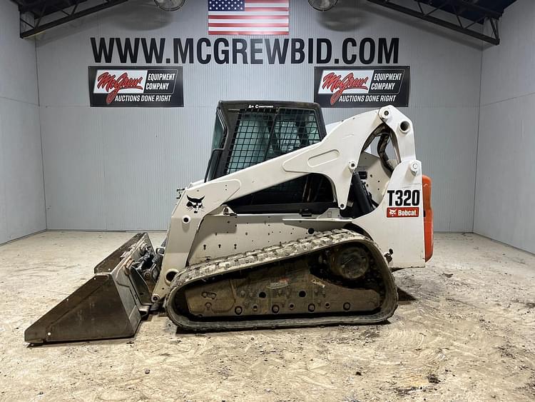 SOLD - 2008 Bobcat T320 Construction Compact Track Loaders | Tractor Zoom