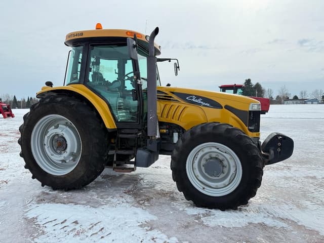 Image of Challenger MT545B equipment image 2