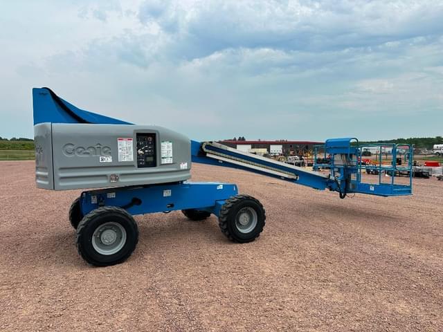 Image of Genie S-40 equipment image 3