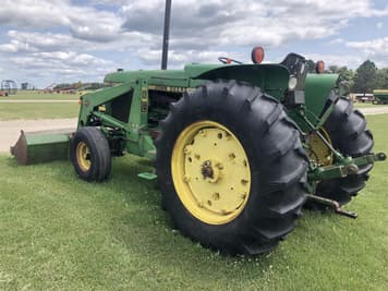 Main image John Deere 2940