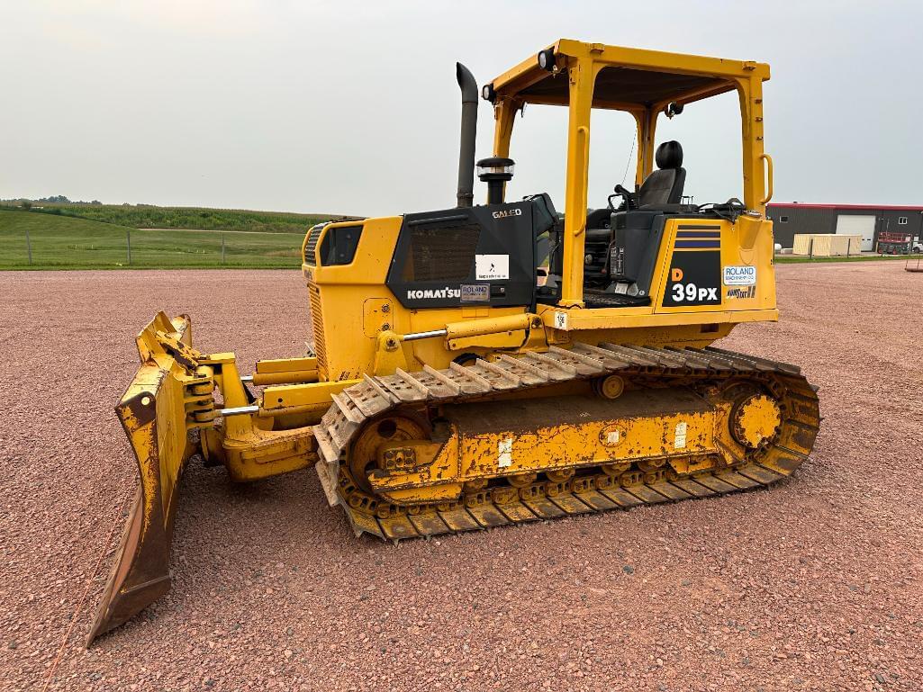 Image of Komatsu D39PX-21 Primary image
