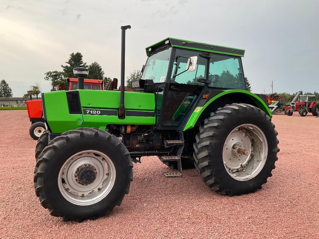 Image of Deutz-Allis 7120 Primary image
