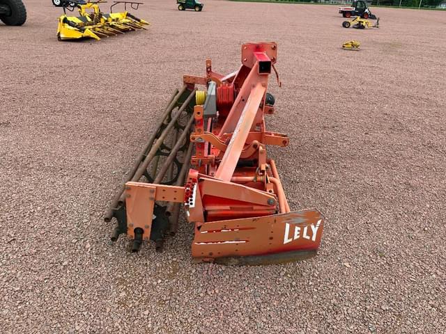 Image of LelyTerra 300-35 equipment image 2
