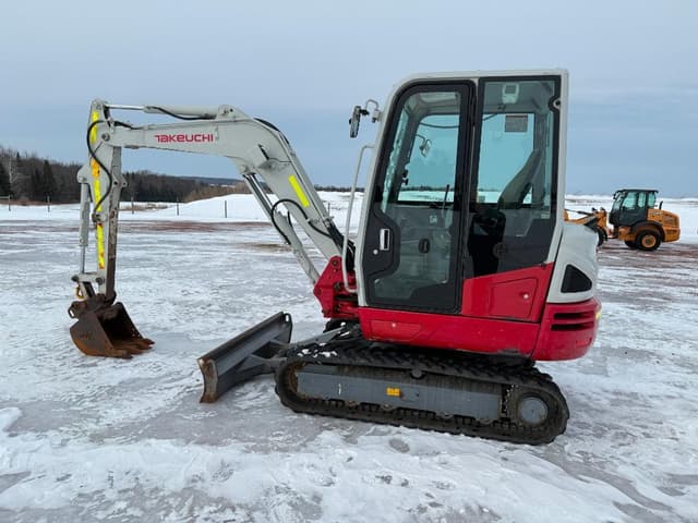 Image of Takeuchi TB240 equipment image 4