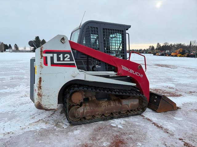 Image of Takeuchi TL12 equipment image 3