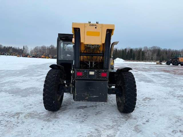 Image of Gehl RS10-55 equipment image 4