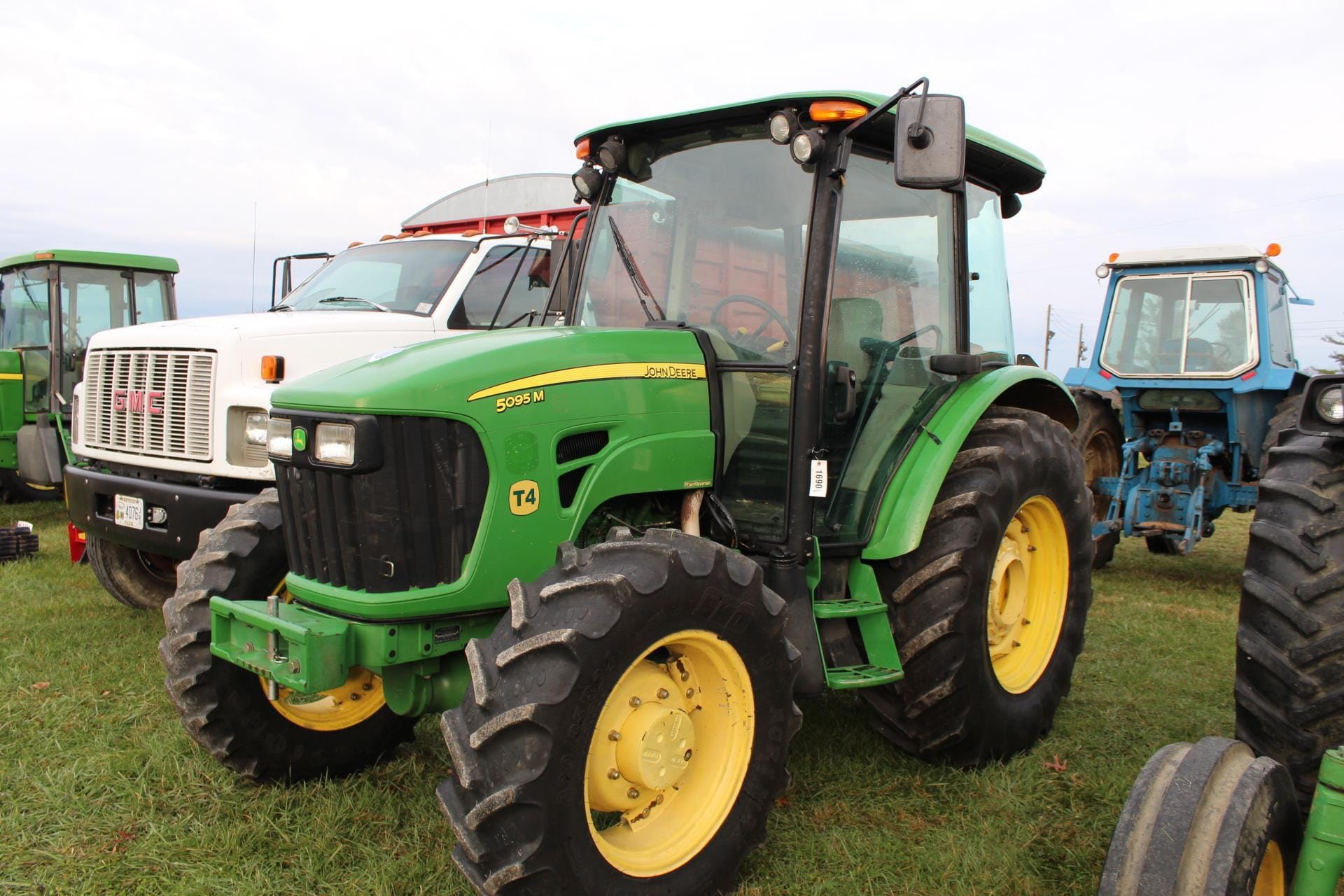 Main image John Deere 5095M