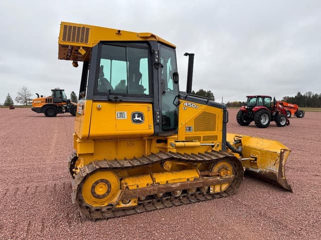 Image of John Deere 450J LT equipment image 3