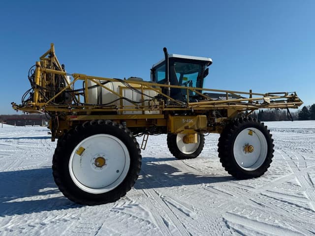 Image of Ag-Chem RoGator 854 equipment image 3