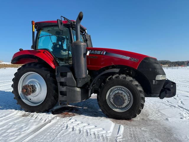 Image of Case IH Magnum 250 equipment image 2