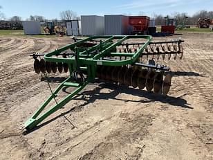 Main image John Deere 210