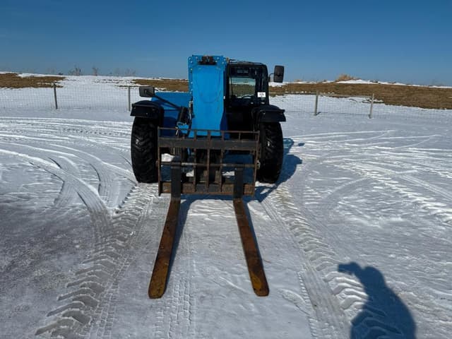 Image of Genie GTH-844 equipment image 1