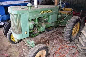 Main image John Deere M