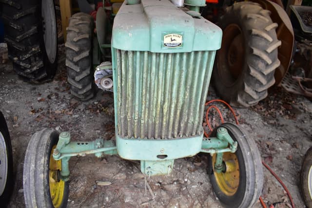 Image of John Deere M equipment image 2