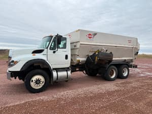 2011 International 7600 Image
